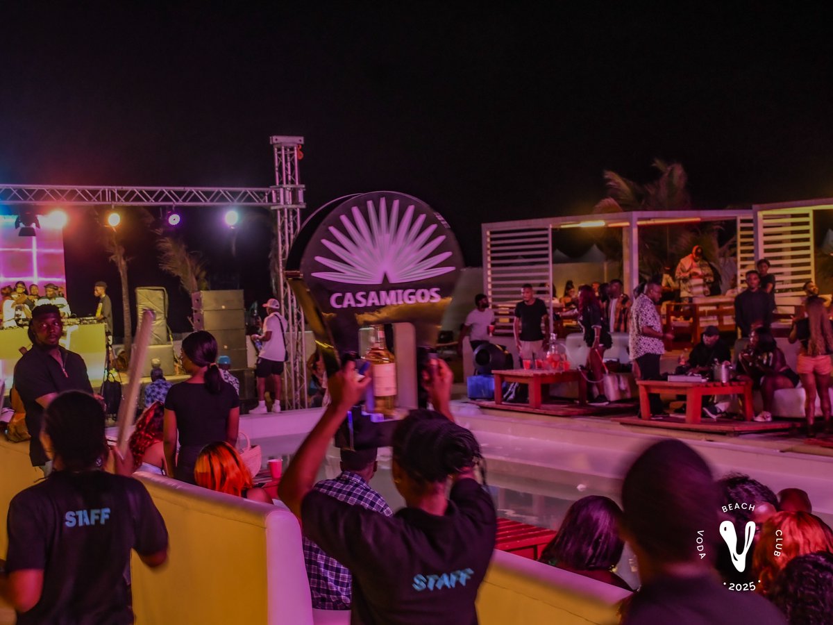 vodabeachclub's tweet image. Swipe through the heat we served at Voda. If you missed it, don’t play yourself twice. This weekend, we run it back. 🔥

#vodabeachclub #weekenddump #thevodabeachclub