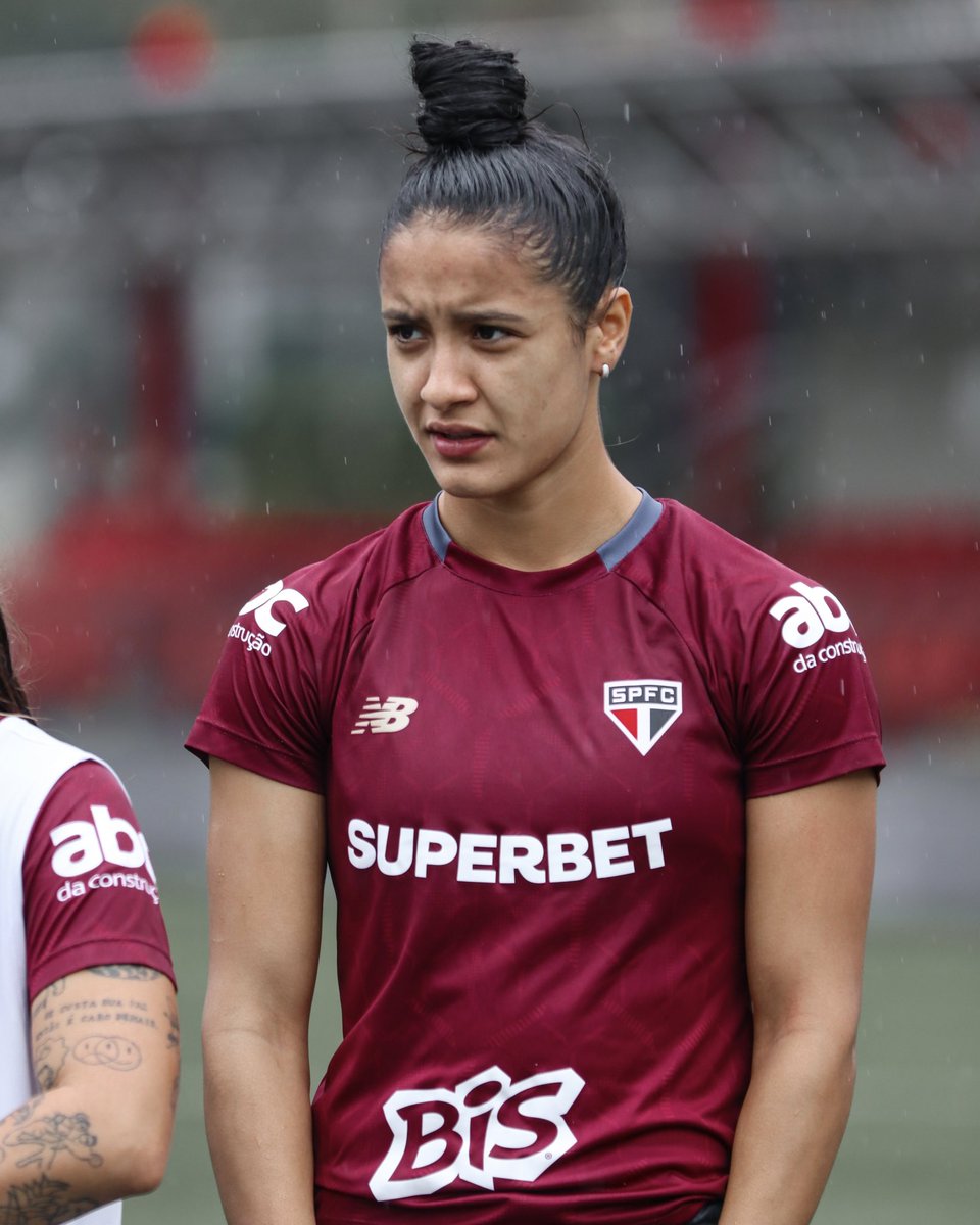 🌧️ Treino com chuva? Temos! 

📸: Aline Fiuza / São Paulo FC

#FutebolFemininoTricolor
#VamosSãoPaulo 🇾🇪