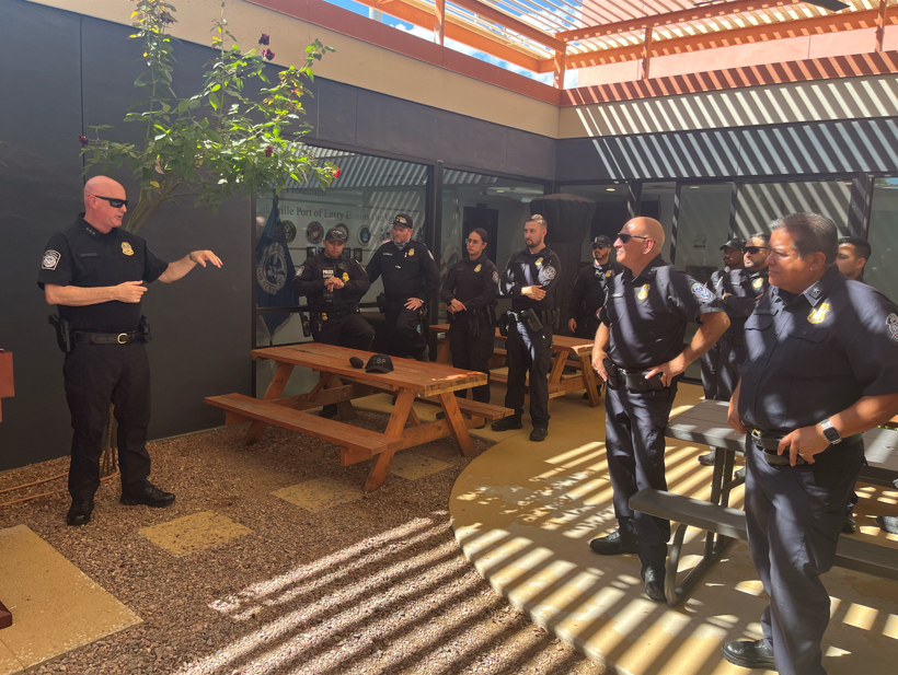 OFODEAC's tweet image. Many @CBP employees work in challenging or remote locations, but that doesn&apos;t stop them from carrying out our mission. Great to observe operations at Lukeville POE w/ Exec Director Jody Hardin. The team works hard to efficiently process travelers &amp;amp; secure 🇺🇸 borders. #OFOProud🇺🇸