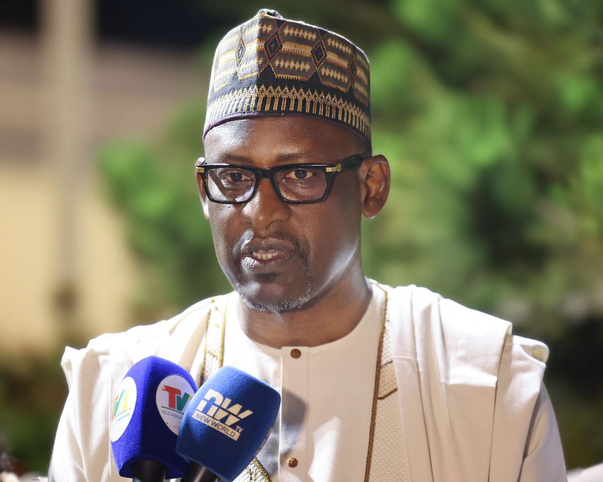 Le Président du Conseil, Faure Essozimna Gnassingbé, a reçu ce lundi 02 juin 2025 une délégation des ministres africains en charge des Affaires étrangères présents à Lomé dans le cadre de la troisième conférence ministérielle de l’Alliance politique africaine (APA).

La
