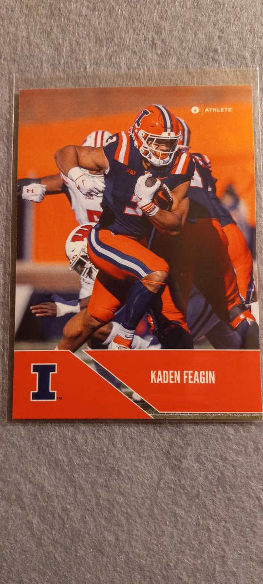 TerrilMike's tweet image. Bought some @IlliniFootball cards yesterday and the 3rd card I pulled was the hometown boy!!! 
There so many people from the Atwood and Arthur area that are very proud of his accomplishments...