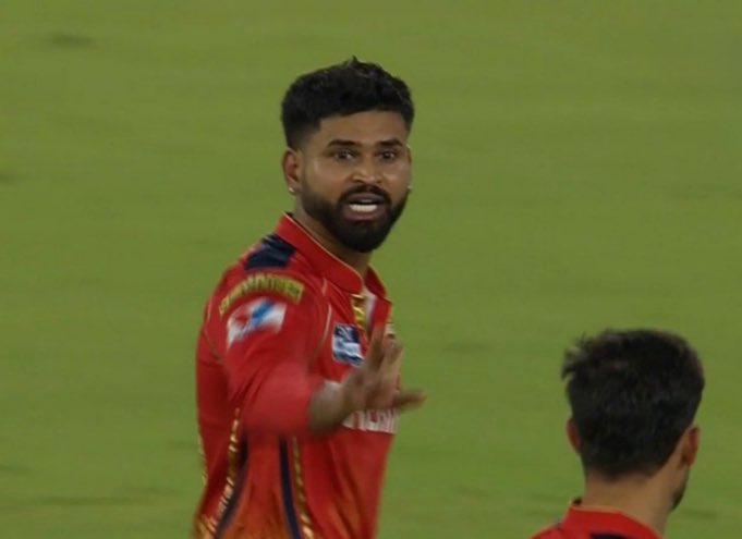 Out karne wali ball nahi dena tha yaar
#RCBvsPBKS #RCBvPBKS #IPLFinals