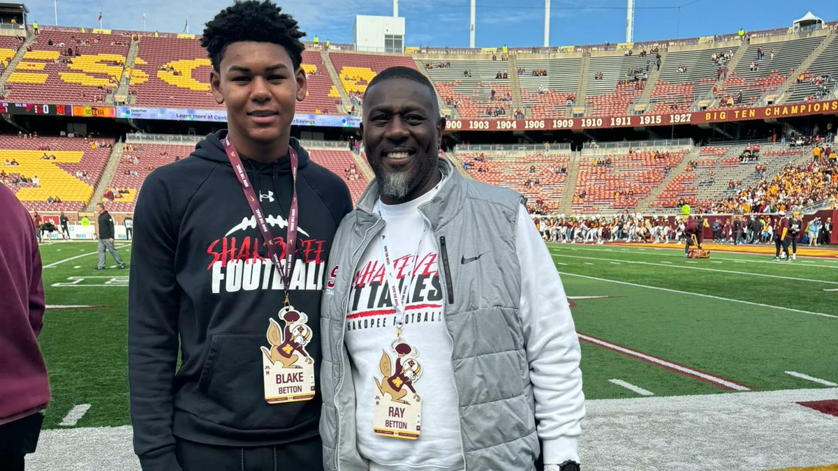 The Gophers offered a scholarship to Shakopee's Blake Betton following his camp performance last weekend. He's one of the top in-state recruits in the class of 2027.

More details: si.com/college/minnes…