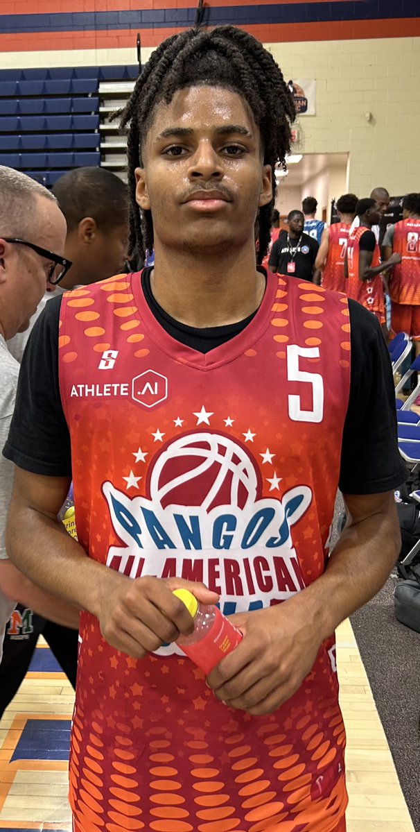 Frank Burlison (@frankiebur) on Twitter photo A multitude of 2027 member establishing backcourt credibility at <a href="/PangosAACamp/">Pangos All-American Camp</a> . . .
burlisononbasketball.com/2025/06/guards… A multitude of 2027 member establishing backcourt credibility at <a href="/PangosAACamp/">Pangos All-American Camp</a> . . .
burlisononbasketball.com/2025/06/guards…