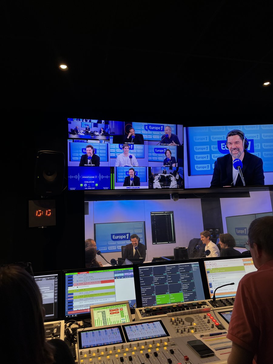 🎙Noota sur <a href="/Europe1/">Europe 1</a> - La France Bouge ! 

Le 29 mai, notre CEO Alexandre Duffaut a partagé sa vision du futur du recrutement avec Patrick Pérez, Tanel Petelot, Fabrice Marsella et <a href="/afleurot/">Aurélien Fleurot</a> ! 

Derrière les coulisses, Fabiola Vega a capturé ce moment ! 

Podcast ici : Europe 1