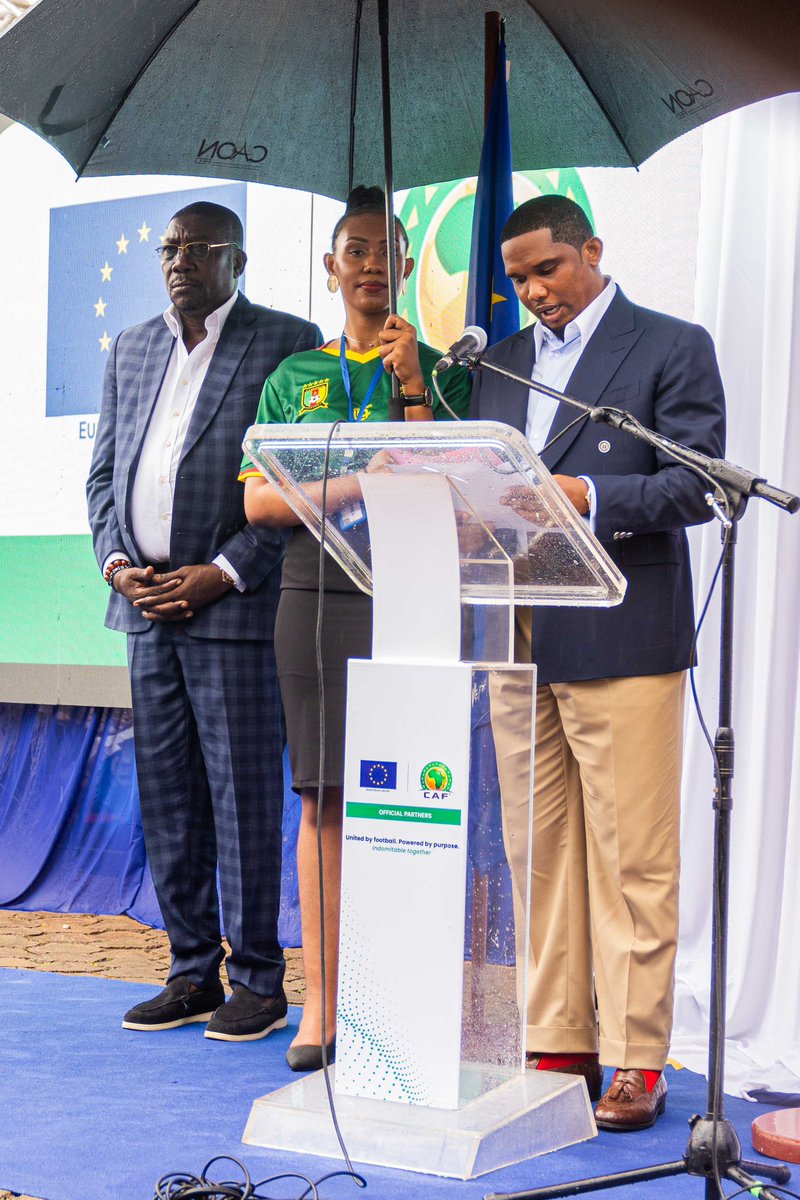 📍 Yaoundé | 3 juin
La <a href="/caf_online_FR/">CAF - FR</a> et l’ <a href="/UNIONEUROPEA/">UNION EUROPEA</a> lancent un partenariat pour soutenir la jeunesse africaine via le football. 🇨🇲

Le Cameroun désigné fer de lance !
Avec Jean-Marc Châtaignier &amp; Samuel Eto’o 

#CAF #UE #FECAFOOT #FootballEtJeunesse #UEAfricaPartnership