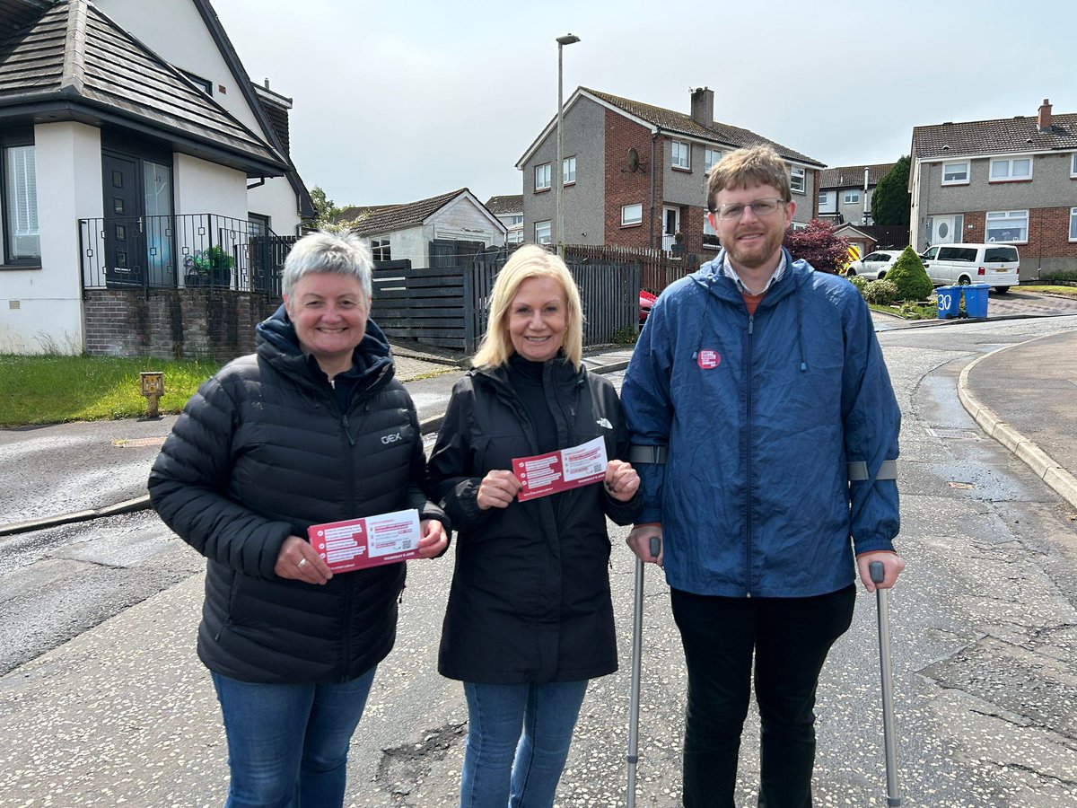 Elaine Stewart MP (@elainestewartmp) on Twitter photo On the doorstep, it is clear the SNP is completely failing communities in Scotland.
Only Scottish Labour can beat the SNP in Hamilton, Larkhall and Stonehouse.
🗳️Vote <a href="/DavyRussell4HLS/">Davy Russell for Hamilton, Larkhall and Stonehouse</a> on Thursday! On the doorstep, it is clear the SNP is completely failing communities in Scotland.
Only Scottish Labour can beat the SNP in Hamilton, Larkhall and Stonehouse.
🗳️Vote <a href="/DavyRussell4HLS/">Davy Russell for Hamilton, Larkhall and Stonehouse</a> on Thursday!