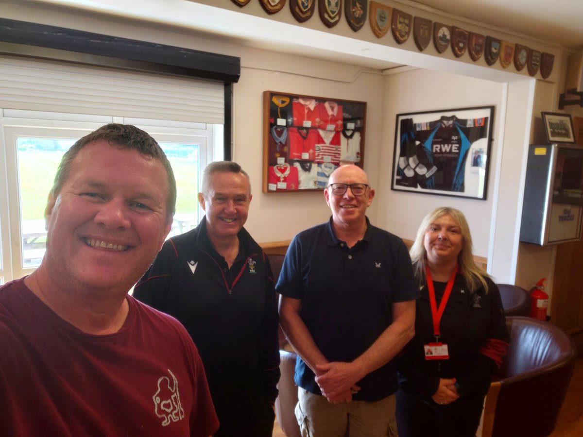 fayedavies29's tweet image. Club visit @PembrokeRFC
with Rugby Officer Mike King to support with projects and funding.Keep up the excellent work by volunteers at club now seeing the rewards with funding from putting robust policies & procedures in place through WRU Toolkit 🏉❤️
@WRU_Community @WRU_Scarlets
