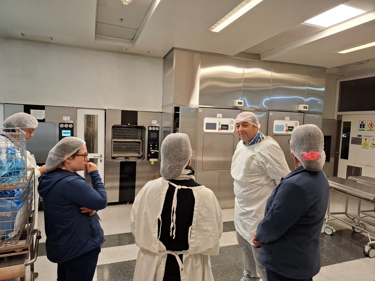 El Hospital de Talca fue evaluado por 1° vez en el Índice de Seguridad Hospitalaria (ISH), herramienta internacional desarrollada por la OPS y OMS. El resultado fue positivo ✔️: el hospital🏥 obtuvo una clasificación A, demostrando alta capacidad de funcionamiento