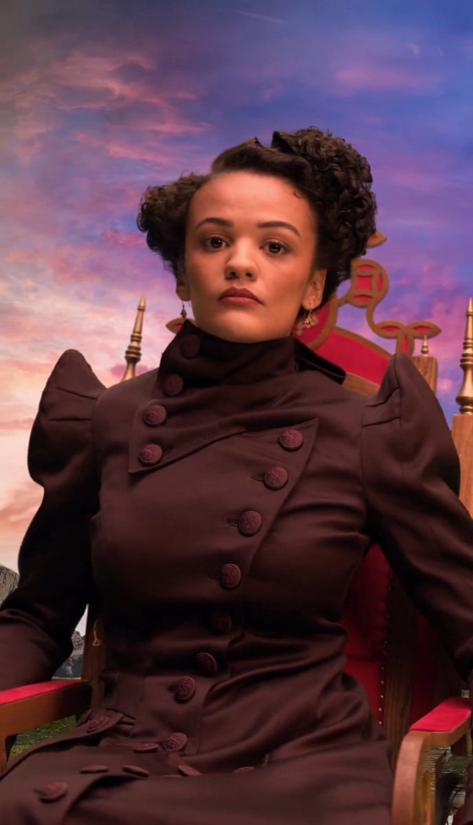 SO ARE WE NOT GONNA TALK ABOUT THE MATCHING OUTFITS OR?!?!?!?!