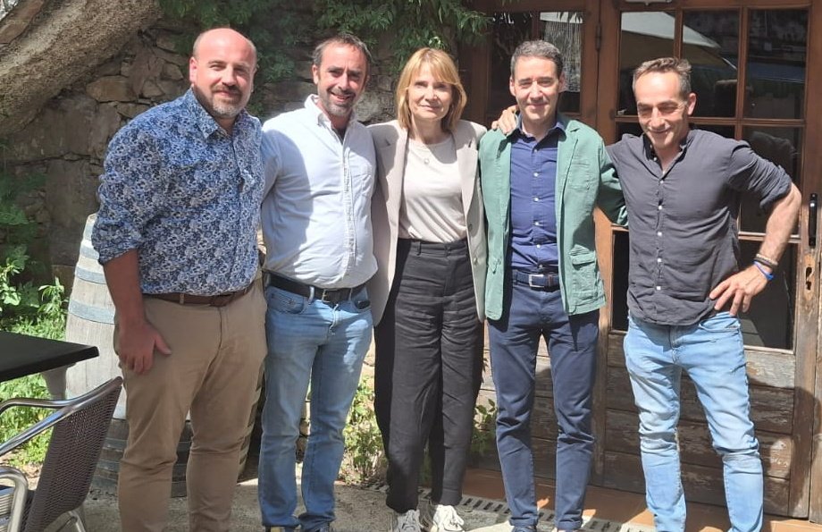 Visita institucional de la presidenta de la <a href="/diba/">Diputació de Barcelona</a> <a href="/LluisaMoretSabi/">Lluïsa Moret Sabidó</a> a #Calders #Moià i #santquirzesafaja  #Moianès i on hem acabat a #Castellterçol al @hostal_castelltercol per dinar i compartir diverses qüestions de la comarca. Gràcies per la visita. <a href="/pscmoia/">PSCMOIÀ</a>