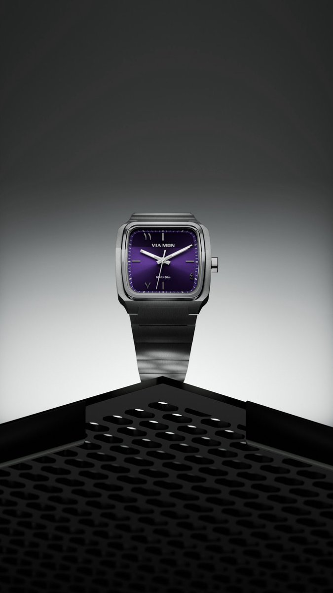 VIAMONwatches's tweet photo. A shade that speaks of depth, dreams, and daring. https://t.co/eTxLLuJLAz