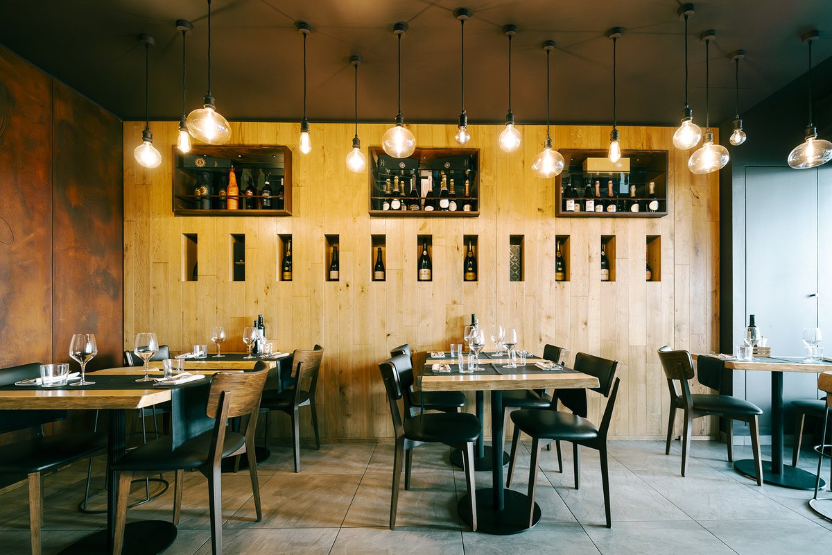 📍Carpi, Italy — Chalet 3.0 elevates every moment with RCF WMR 60 speakers + DMA amps. Multi-zone, DJ-ready, and acoustically refined. 🎶 
-
Read More: rcf.it/en/-/from-happ…
-
#RCFaudio #ExperienceRCF