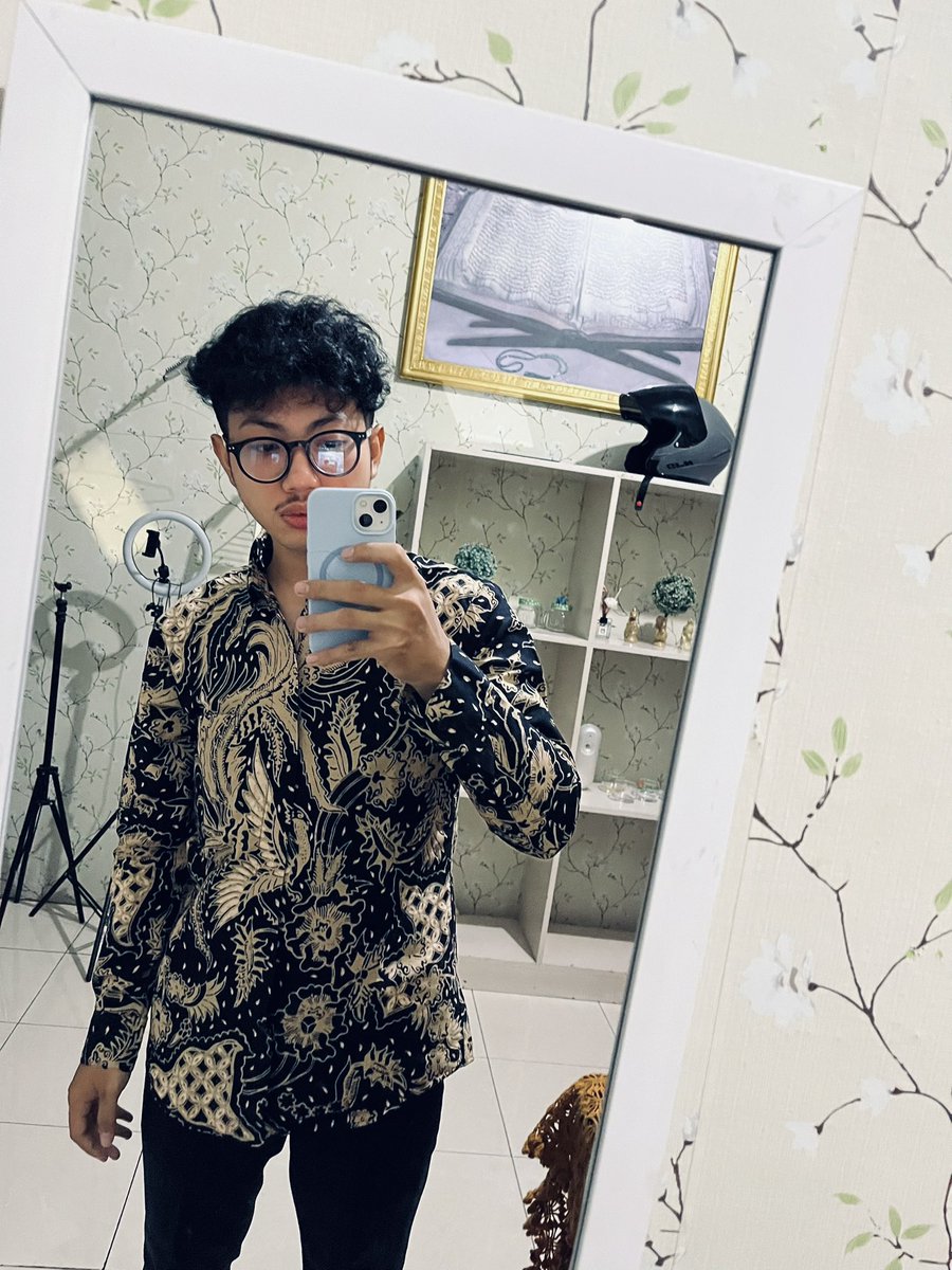 heyy.ard tweet media