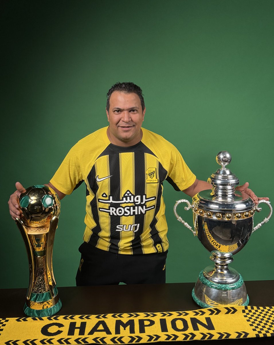 Ezz (@azizalabaidi) on Twitter photo لحظات خالدة لا تُنسى، سُطرت بالنار والذهب 🔥🏆🏆🔥
بطولتان حارقتان..
أحرقتا قلوب الكثير ..
#الاتحاد قال كلمته، والبقية وقفوا يُصفقون أو يتحسرون ..
#الذهب_اتحادي
<a href="/ittihad/">نادي الاتحاد السعودي</a>
<a href="/ittihad_en/">Al-Ittihad Club</a> لحظات خالدة لا تُنسى، سُطرت بالنار والذهب 🔥🏆🏆🔥
بطولتان حارقتان..
أحرقتا قلوب الكثير ..
#الاتحاد قال كلمته، والبقية وقفوا يُصفقون أو يتحسرون ..
#الذهب_اتحادي
<a href="/ittihad/">نادي الاتحاد السعودي</a>
<a href="/ittihad_en/">Al-Ittihad Club</a>