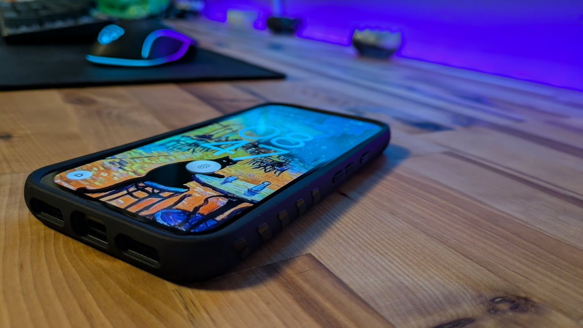 TotalTechAddict's tweet photo. So I joined this new cult called @dbrand and they gave me this amazing grip case! I couldn't be happier with my new overlords!! 😉
https://t.co/iaOVKr9qkF https://t.co/4PCfikvBjW