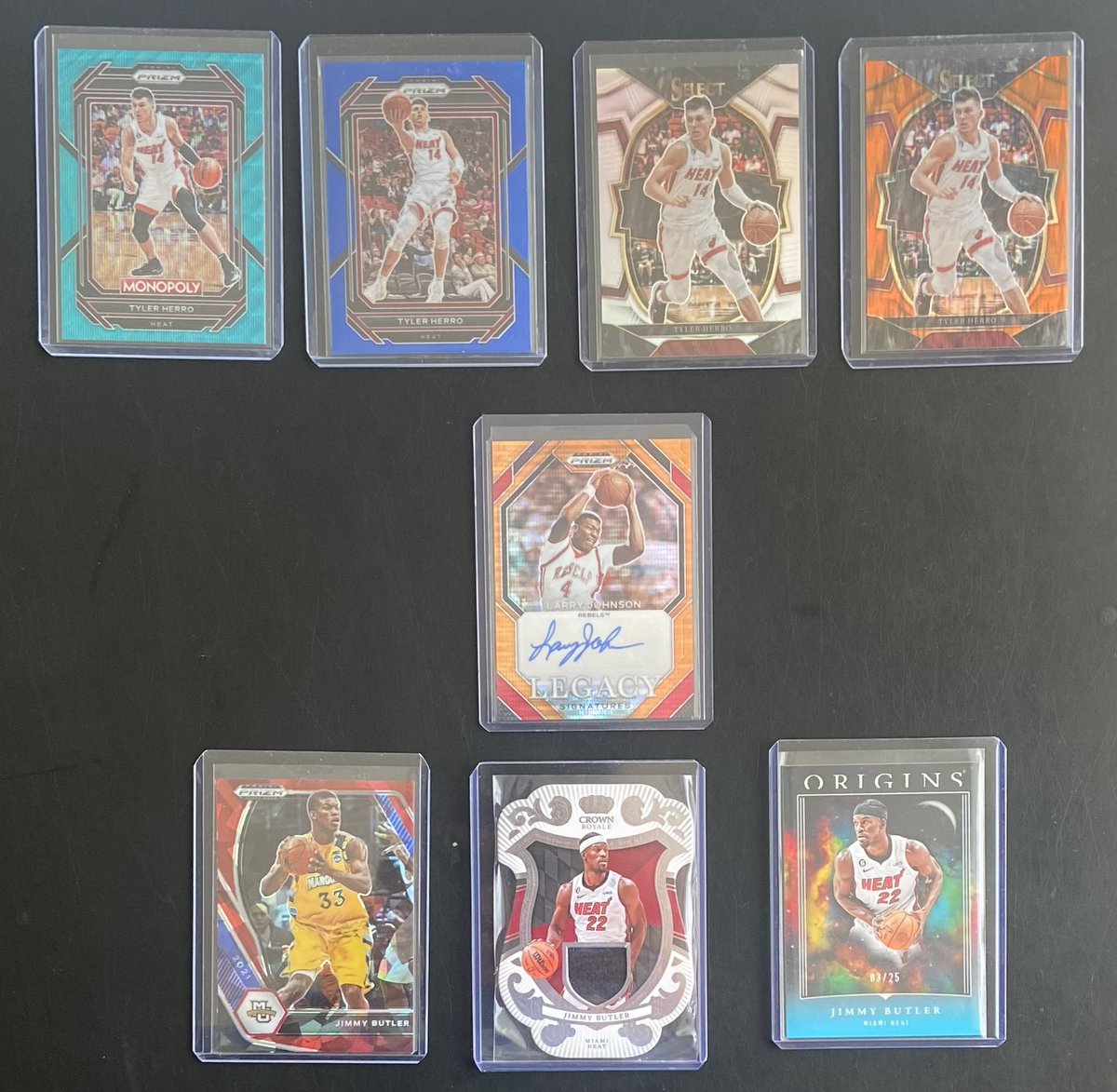 Mahery12's tweet image. Ça y est, c’est à la maison et trié, reste plus qu’à ranger.
Un peu de @raf_tyler et de @JimmyButler pour les garçons, une @TheOriginalLJ2 auto pour ma PC et quelques @Zacch_10 🔥🔥
#NBACardsAddict #TheHobby