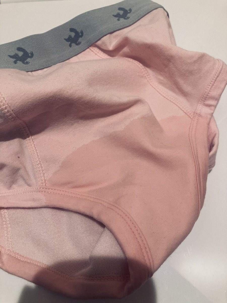 バイト頑張ったトレパン🌧️