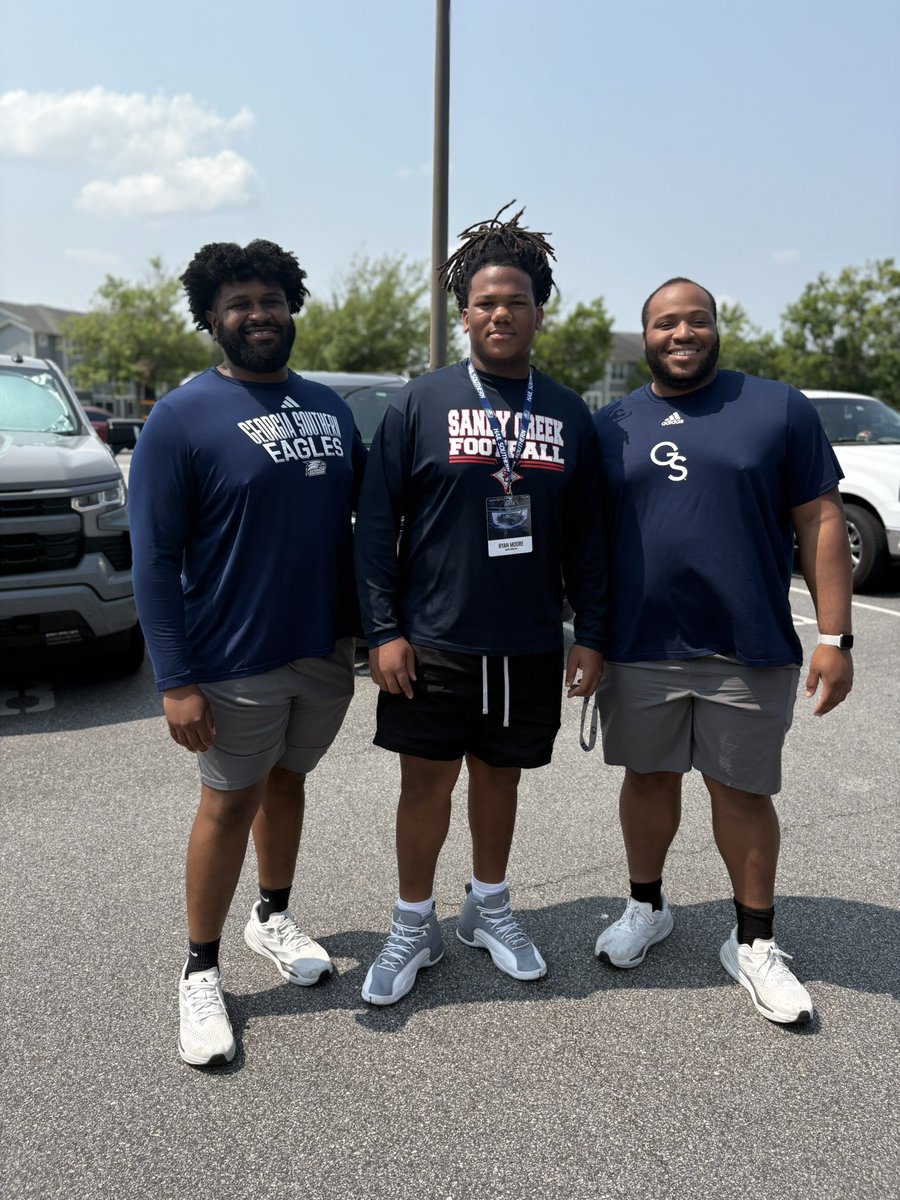 Ryan Moore 2027 (@moore0724ryan) on Twitter photo I am extremely blessed to have received an offer from Georgia Southern University! I will be back for a game and i appreciate the hospitality <a href="/keenanmurphy77/">Keenan Murphy</a> <a href="/CoachZLankford/">Zach Lankford</a> <a href="/CoachSmiley983/">Coach Darius Smiley</a> <a href="/CoachWright615/">Steven Wright Jr.</a> <a href="/creeksrecruits/">Sandy Creek FB Recruiting</a> <a href="/Gregory17237502/">Gregory Moore</a> I am extremely blessed to have received an offer from Georgia Southern University! I will be back for a game and i appreciate the hospitality <a href="/keenanmurphy77/">Keenan Murphy</a> <a href="/CoachZLankford/">Zach Lankford</a> <a href="/CoachSmiley983/">Coach Darius Smiley</a> <a href="/CoachWright615/">Steven Wright Jr.</a> <a href="/creeksrecruits/">Sandy Creek FB Recruiting</a> <a href="/Gregory17237502/">Gregory Moore</a>