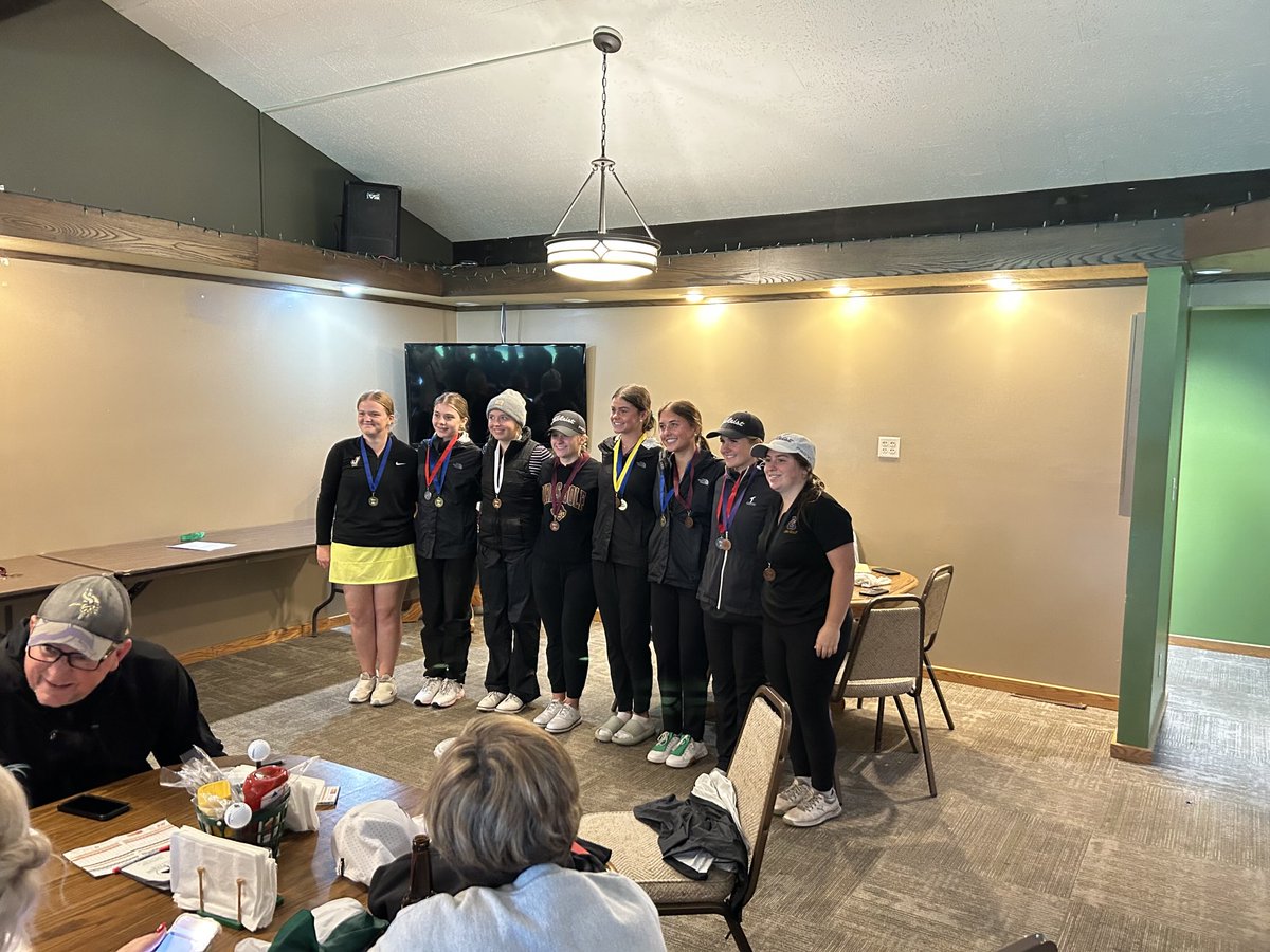 Congrats to Hanna Norberg…Section 2AA medalist! Persevered through 5 rainy holes this morning to win by 4 strokes. Awesome!