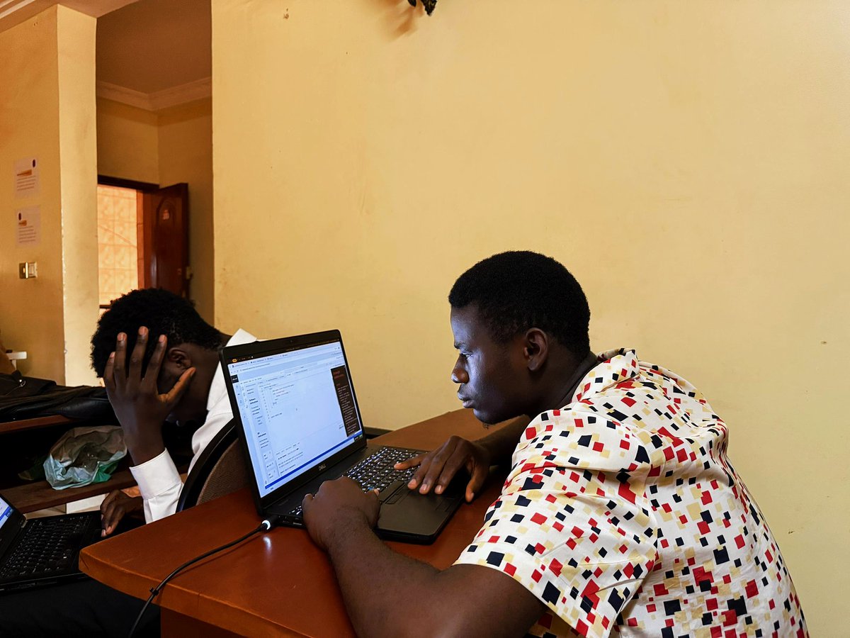 RebaseCodeCamp's tweet image. 🎉 Game Faces On! 🎉

Our trainees are stepping up for their 3rd round of certification at Rebase - #HackerRank React Basic! 💻

They have been exercising their minds and pushing their limits, as they prepare to launch their careers in #software engineering. 🚀

You&apos;ve got this!