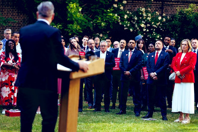 Lisa Nandy MP (@lisanandy) on Twitter photo Great to be at <a href="/10DowningStreet/">UK Prime Minister</a> for the <a href="/SRTRC_England/">Show Racism the Red Card</a> Hall of Fame reception.
They've been doing brilliant work tackling racism through education for years. Always proud to support them — there's still so much to do.
#ShowRacismTheRedCard Great to be at <a href="/10DowningStreet/">UK Prime Minister</a> for the <a href="/SRTRC_England/">Show Racism the Red Card</a> Hall of Fame reception.
They've been doing brilliant work tackling racism through education for years. Always proud to support them — there's still so much to do.
#ShowRacismTheRedCard