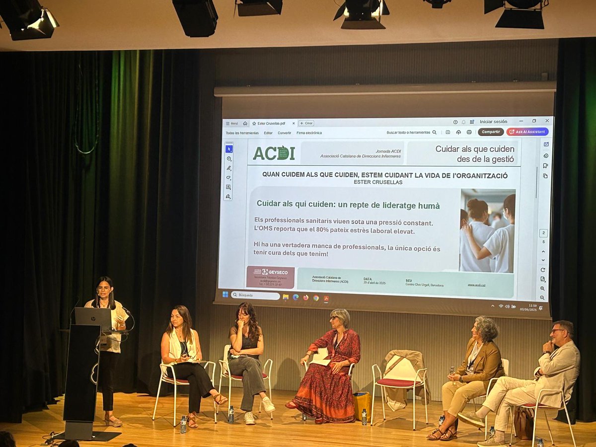 La delegada del COIB al Bages-Berguedà, <a href="/estercrusellas/">Ester Crusellas</a>, participa en una taula de debat a la Jornada d’<a href="/Infermeres_ACDI/">ACDI</a> i amb l'assistència de la vicepresidenta del COIB, @MerSenshi, i la vicesecretària de la Junta de Govern del COIB, <a href="/RaquelReyV/">Raquel Rey</a>.