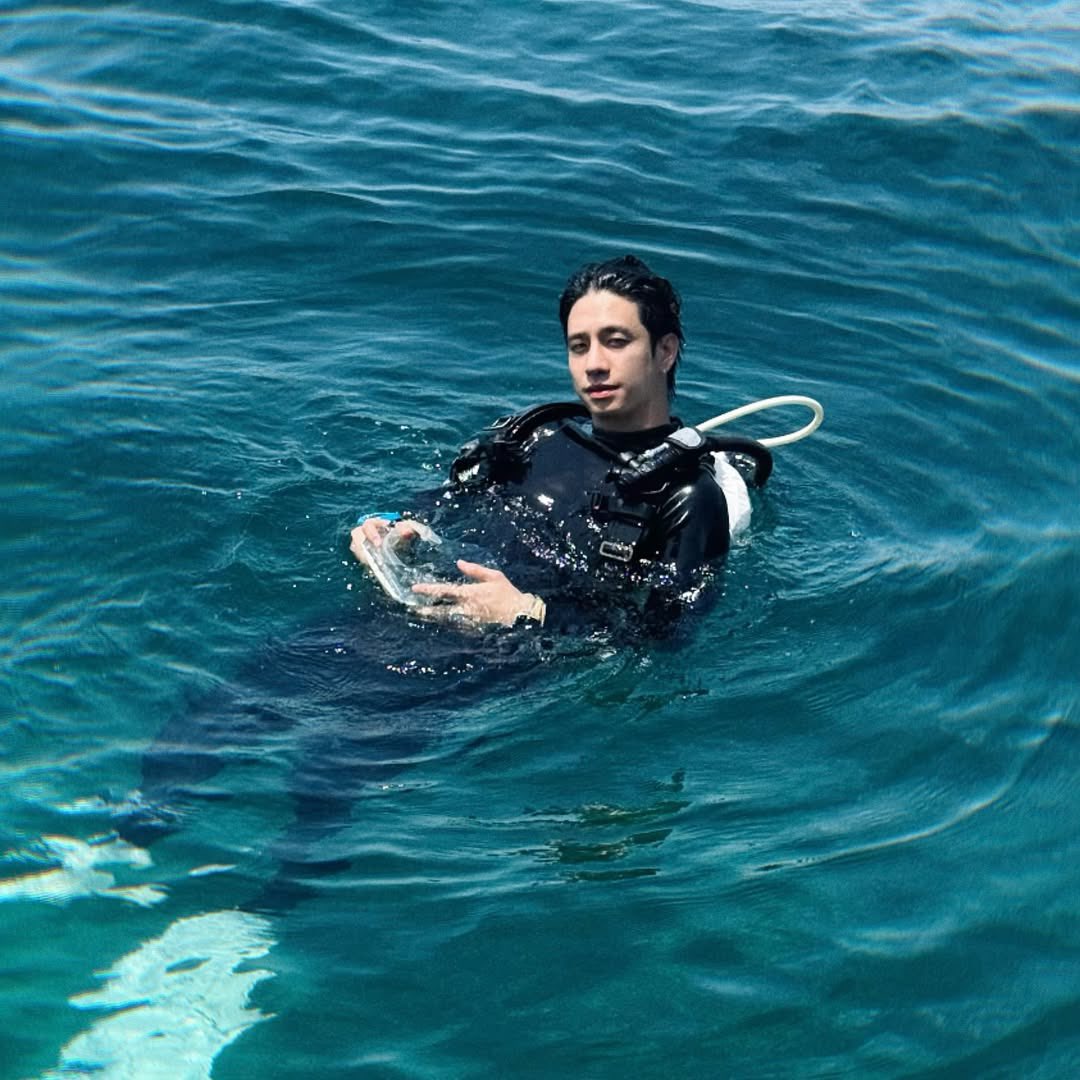 𝙁𝘼𝙁𝙄𝙇𝙈☆♡°(rest) tweet media