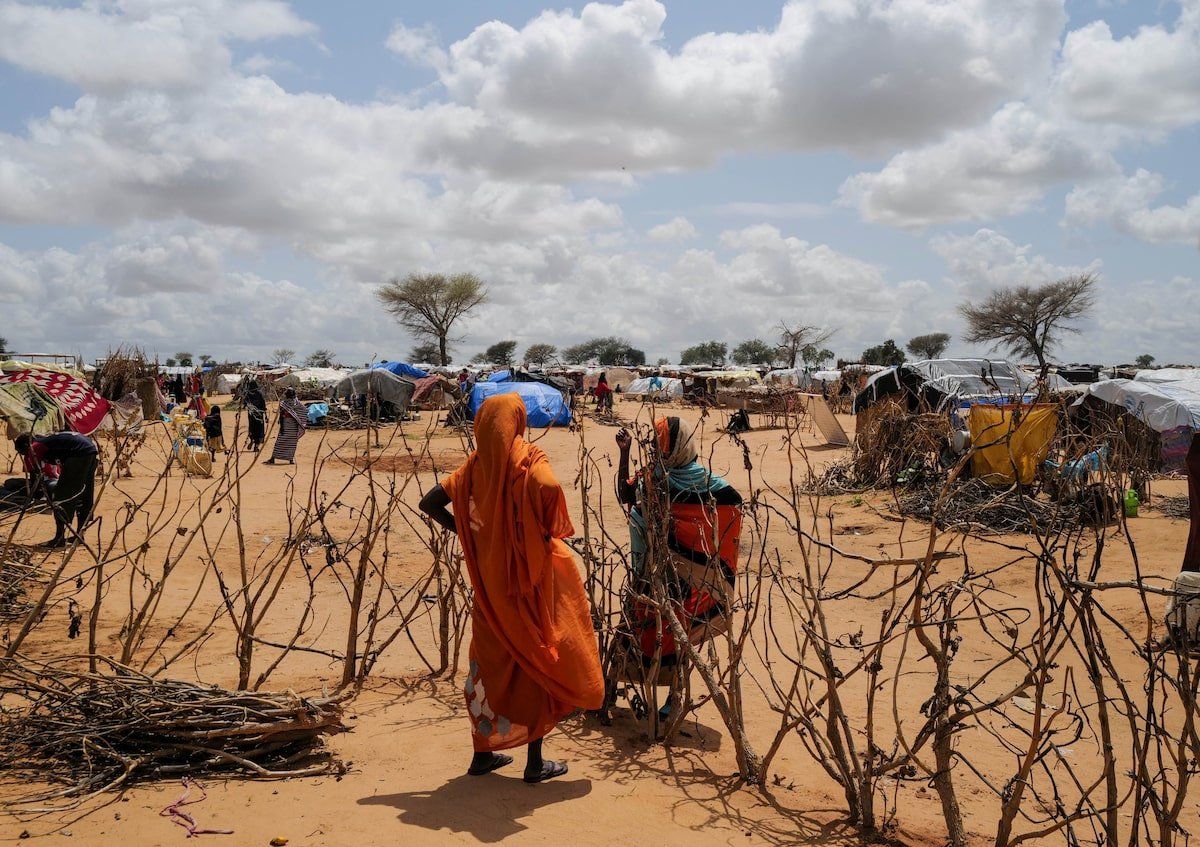 addisstandard's tweet photo. More than 4 million refugees have fled #Sudan civil war, #UN says

The number of people who have fled Sudan since the beginning of its civil war in 2023 has surpassed four million, U.N. refugee agency officials said on Tuesday, adding that many survivors faced inadequate shelter due to funding shortages. 

"Now in its third year, the 4 million people is a devastating milestone in what is the world's most damaging displacement crisis at the moment," U.N. refugee agency spokesperson Eujin Byun told a Geneva press briefing. "If the conflict continues in Sudan, thousands more people, we expect thousands more people will continue to flee, putting regional and global stability at stake," she said.

More than 800,000 of the refugees have arrived in Chad, where their shelter conditions are dire due to funding shortages, with only 14% of funding appeals met, UNHCR's Dossou Patrice Ahouansou told the same briefing. "This is an unprecedented crisis that we are facing. This is a crisis of humanity. This is a crisis of ... protection based on the violence that refugees are reporting," he said.

Many of those fleeing reported surviving terror and violence, he added, describing meeting "a seven-year-old girl in Chad who was hurt in an attack on her home in Sudan's Zamzam displacement camp that killed her father and two brothers and had to have her leg amputated during her escape."

https://t.co/s3efrJRK3E