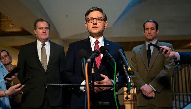 ジョンソン米下院議長、米国議会の強力な対露制裁発動を支持 ukrinform.jp/rubric-polytic…