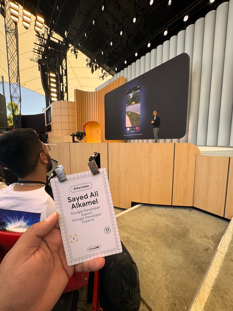 Official GDE mode: ON! ✅ Rocking the badge and diving deep into the magic of Google I/O 2025. So much to see and learn, and look at that stage setup! 🔥🔥