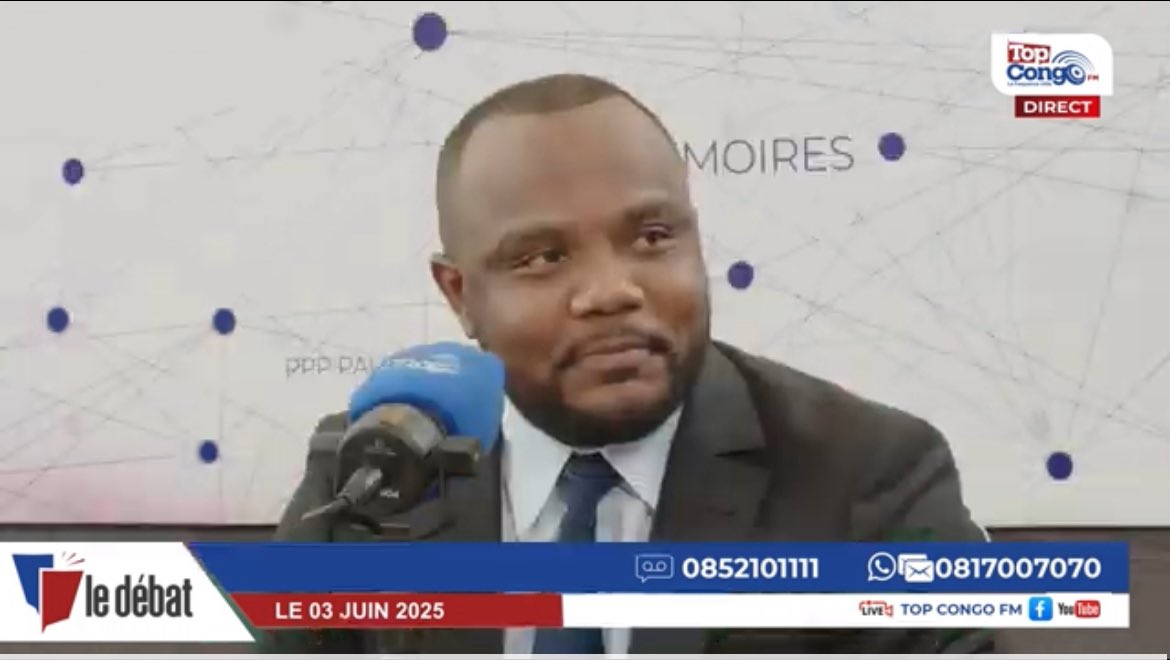 #RDC: Urgent 🚨 | “A partir d’aujourd’hui, il est interdit de diffuser, ou d’accorder, voir même , de relayer les informations ou activités de l’ancien président Joseph Kabila, il est aussi interdit d’accorder la parole aux membres du <a href="/pprdofficiel/">PPRD</a> ” <a href="/CBosembe/">Christian Bosembe</a>