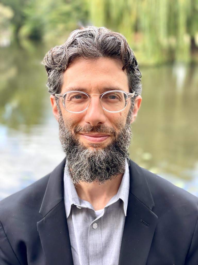 Cambridge University - School of Arts & Humanities (@camartshums) on Twitter photo Prof Aaron Koller <a href="/aarjk/">Aaron Koller</a> soon begins his historic AMES post at <a href="/Cambridge_Uni/">Cambridge University</a> as the first Jewish professor of Hebrew since 1540. Read about the post's history and Henry VIII, as well as the fascinating study of Hebrew. theguardian.com/education/2025… Prof Aaron Koller <a href="/aarjk/">Aaron Koller</a> soon begins his historic AMES post at <a href="/Cambridge_Uni/">Cambridge University</a> as the first Jewish professor of Hebrew since 1540. Read about the post's history and Henry VIII, as well as the fascinating study of Hebrew. theguardian.com/education/2025…