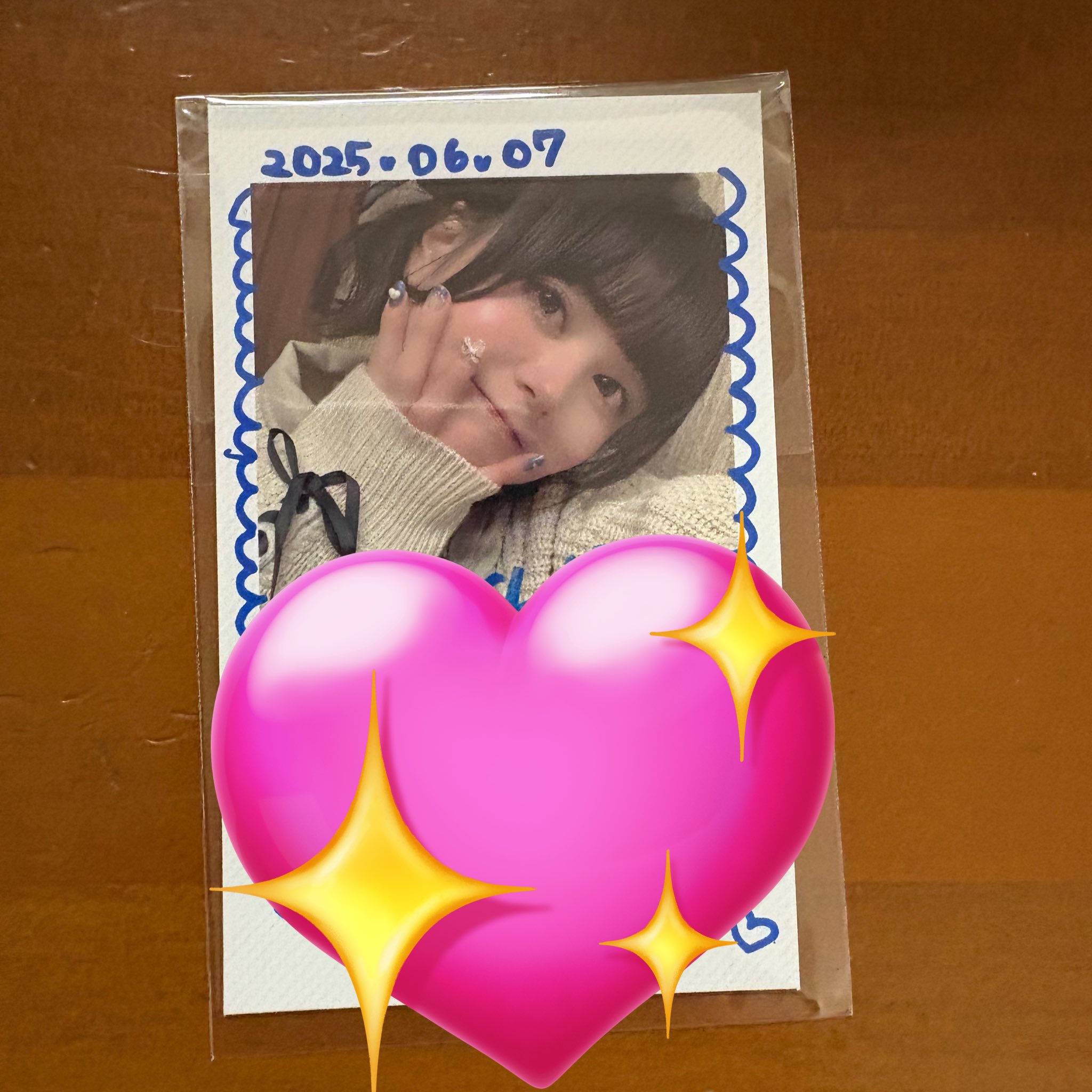 ミュージックレイン3期生 DayRe: 橘美來 缶バッジ（直筆サイン入）