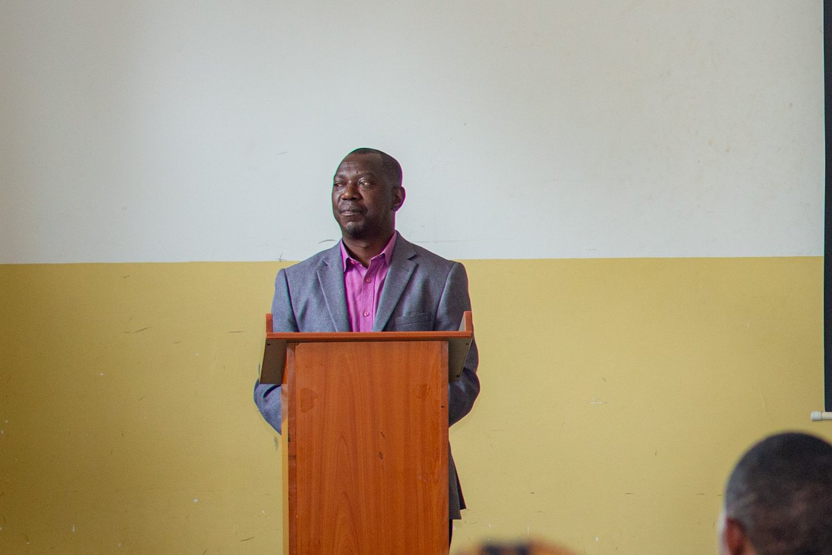 🌍Training on disaster risk reduction📚
Today marks the start of a 3-day training on Disaster Risk Management, jointly organized by the <a href="/CoEBrwanda/">Center of Excellence in Biodiversity & NRM</a>   at the <a href="/Uni_Rwanda/">University of Rwanda</a>, the @MINEMA_Rwanda, and the @AIIKS.