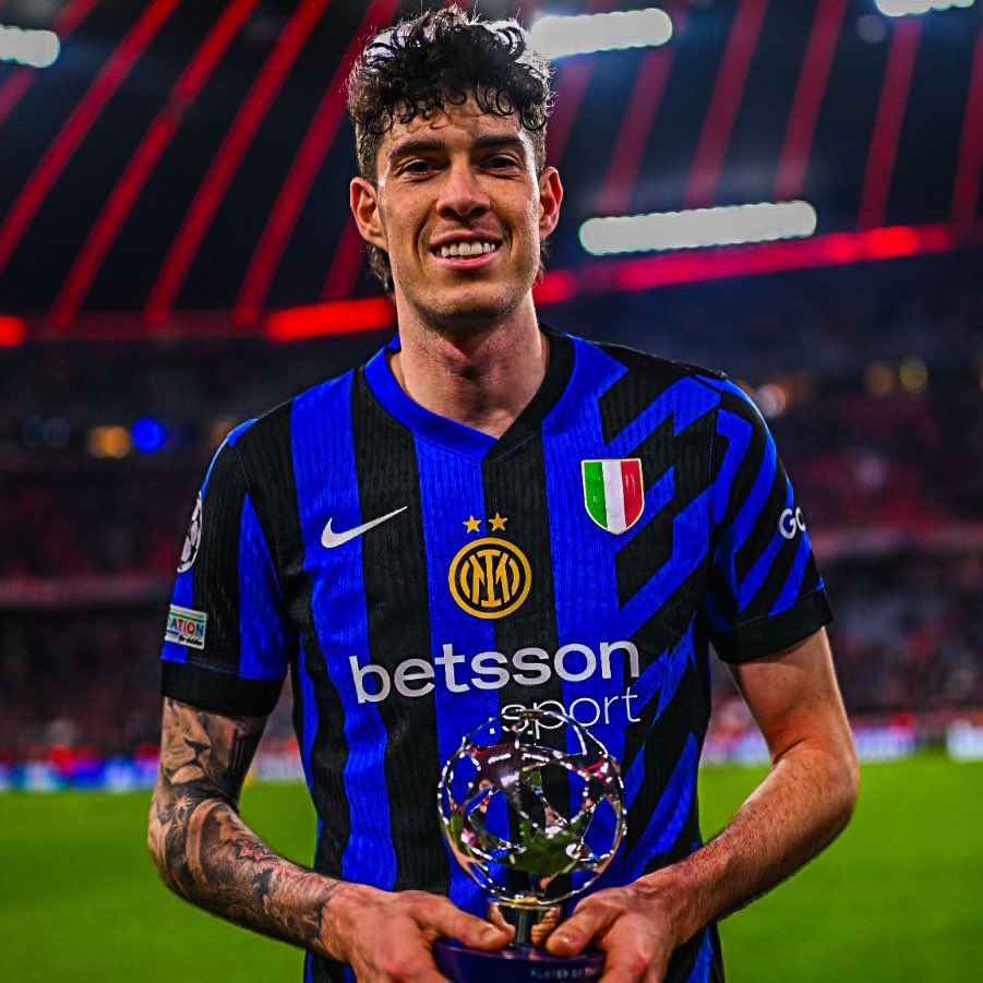 Hearing Chelsea want a left sided CB. Bastoni to Chelsea, make it happen.