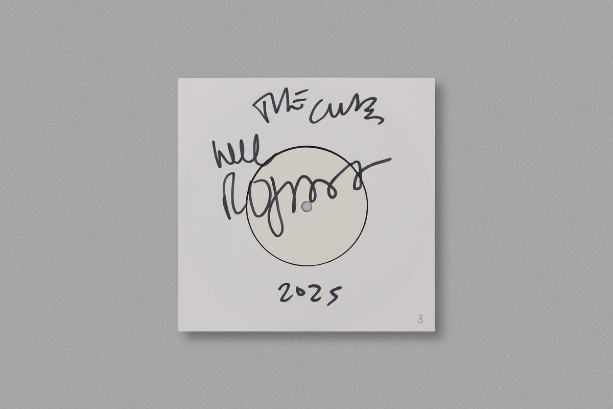 Secret7s's tweet image. 🎯 LAST CHANCE 🎯
The 2025 Test Pressing Auction ends tomorrow at 2pm!
Once they&apos;re gone, it’s gone - This is the very last chance to get your hands on a Secret 7&quot;&quot; vinyl with this year&apos;s tracks, with all proceeds supporting @WarChildUK 

Link in bio to bid!