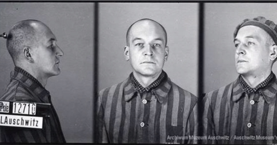 June 4, 1942 | 12 Polish prisoners, after 8 days at the Penal Company in #Auschwitz, are put in Block 11 and shot at the execution wall. Włodzimierz Makaliński (Nº. 12710), member of the Polish underground resistance organization (ZOW) led by Witold Pilecki, is among them.