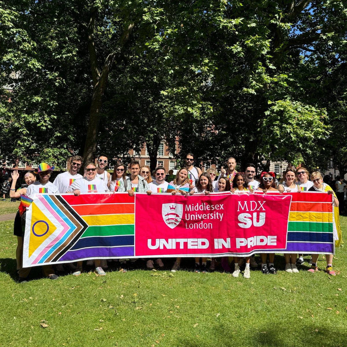 Middlesex University (@middlesexuni) on Twitter photo Happy Pride Month 🏳️🌈
We’re really proud to have and support an inspiring LGBTQ+ community at #TeamMDX ❤️
Want to join us for the <a href="/PrideInLondon/">Pride in London</a> parade on Saturday 5 July? Drop us a DM to sign up 🤩 Happy Pride Month 🏳️🌈
We’re really proud to have and support an inspiring LGBTQ+ community at #TeamMDX ❤️
Want to join us for the <a href="/PrideInLondon/">Pride in London</a> parade on Saturday 5 July? Drop us a DM to sign up 🤩