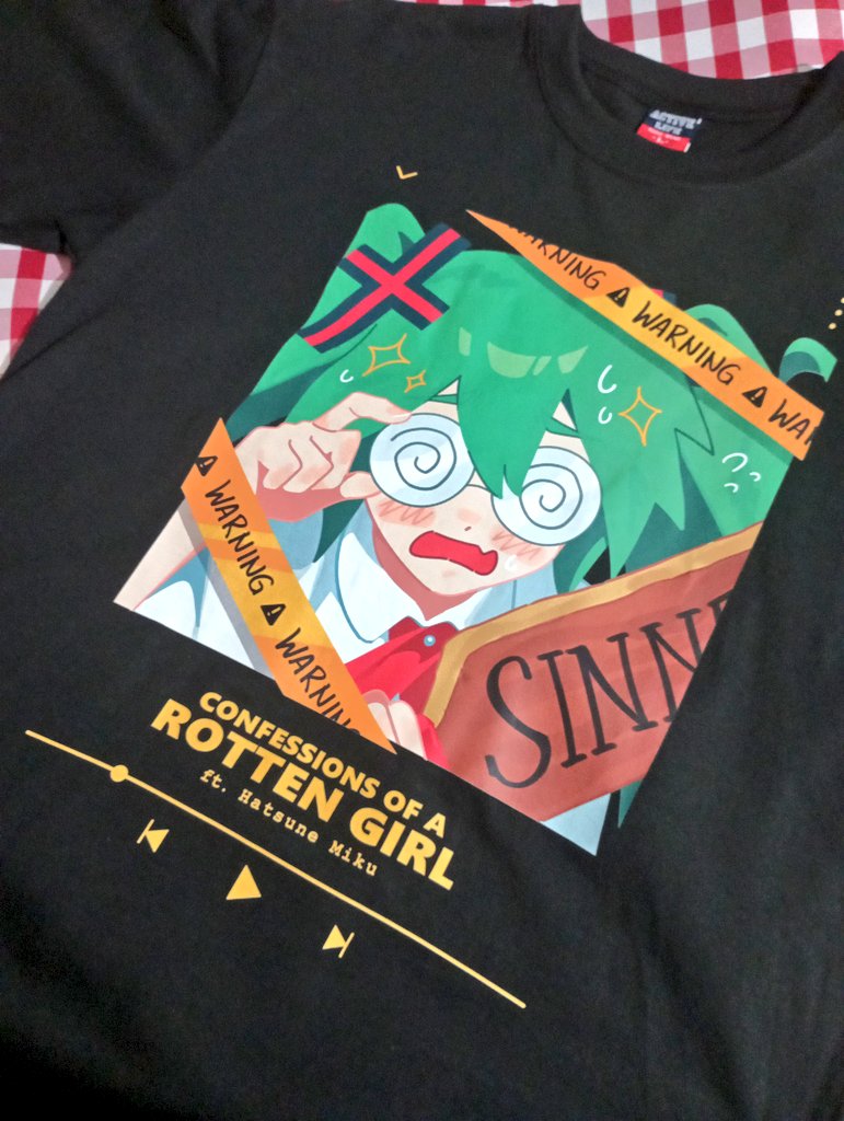 the shirt samples arrived and the colors look so good and vibrant😭❤️