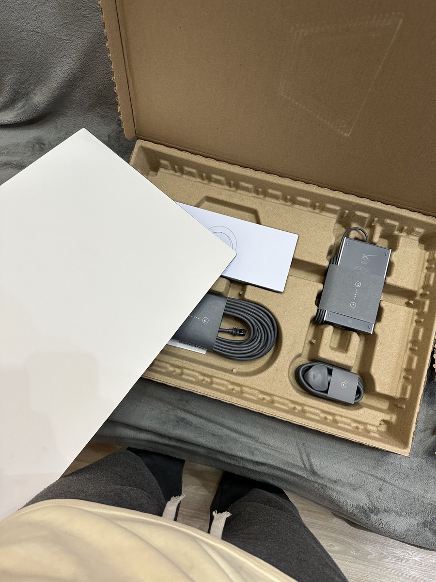 Banks ♞ tweet media