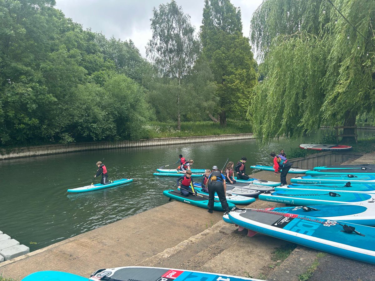 Groups 3 and 4 have returned from their three-hour hike—what an adventure! Take a look at what the other groups have been up to back at base.