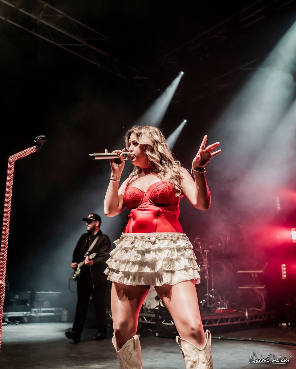 O2 Shepherd's Bush Empire (@o2sbe) on Twitter photo The cowboy boots were out in full-force when <a href="/_alexandrakay/">Alexandra Kay</a> played #O2ShepherdsBushEmpire ๐
๐ธ <a href="/narinechalabi/">Narine - photographer๐ฌ๐ง</a>
O2 Shepherd's Bush Empire - 29.05.2025 The cowboy boots were out in full-force when <a href="/_alexandrakay/">Alexandra Kay</a> played #O2ShepherdsBushEmpire ๐
๐ธ <a href="/narinechalabi/">Narine - photographer๐ฌ๐ง</a>
O2 Shepherd's Bush Empire - 29.05.2025