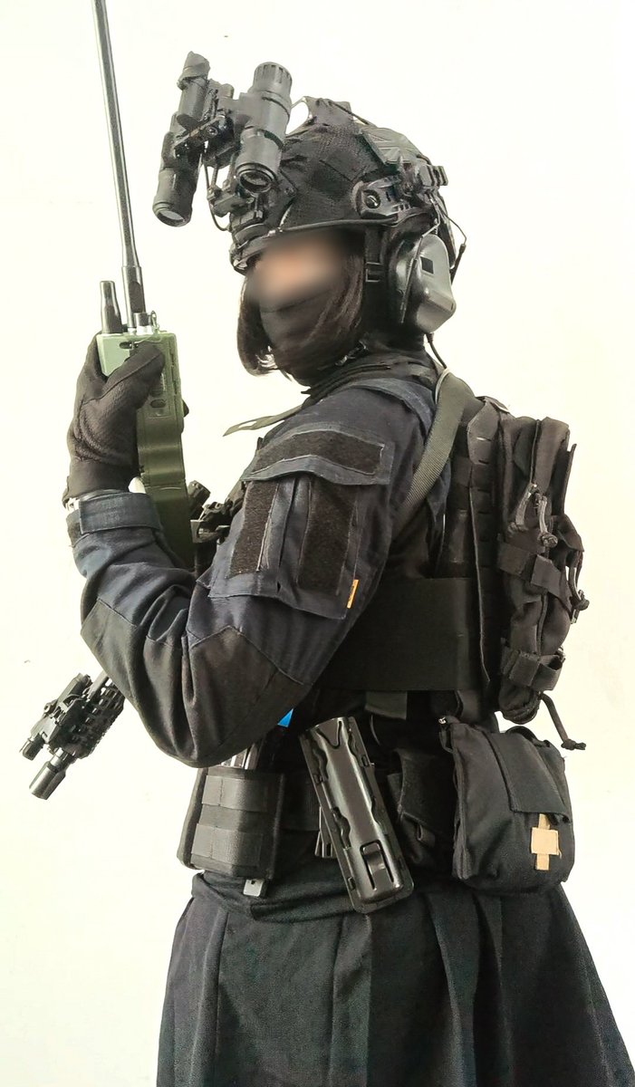 I need more bullets sirrr 🍑🔥
" ขอเท่ห์หนึ่งวัน😎 🤏"
#TacticalGear #cosplay