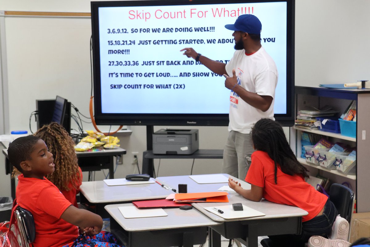 Before diving into the exciting academic and athletic activities during the first day of the I CARE Summer Camp at Glen Oaks Park Elementary School on Monday, students took the time to review the camp rules. This ensures a positive and enjoyable experience.
#WeAreEBR #ebrschools