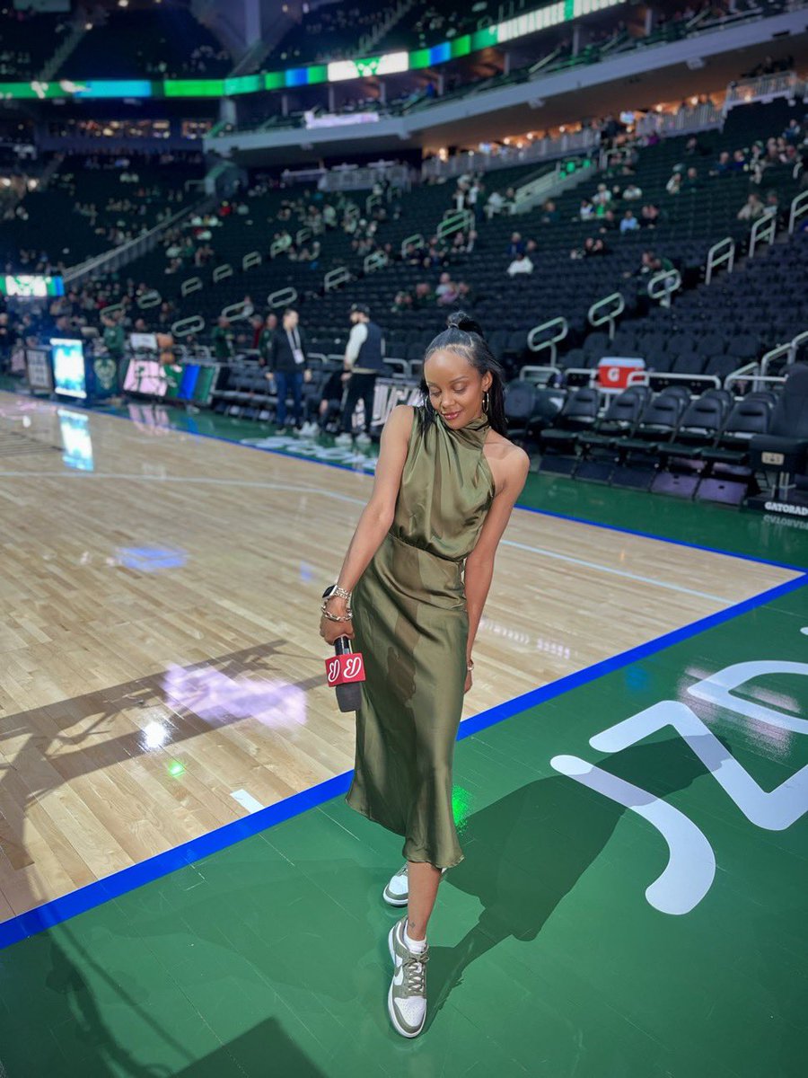 こたろう tweet media