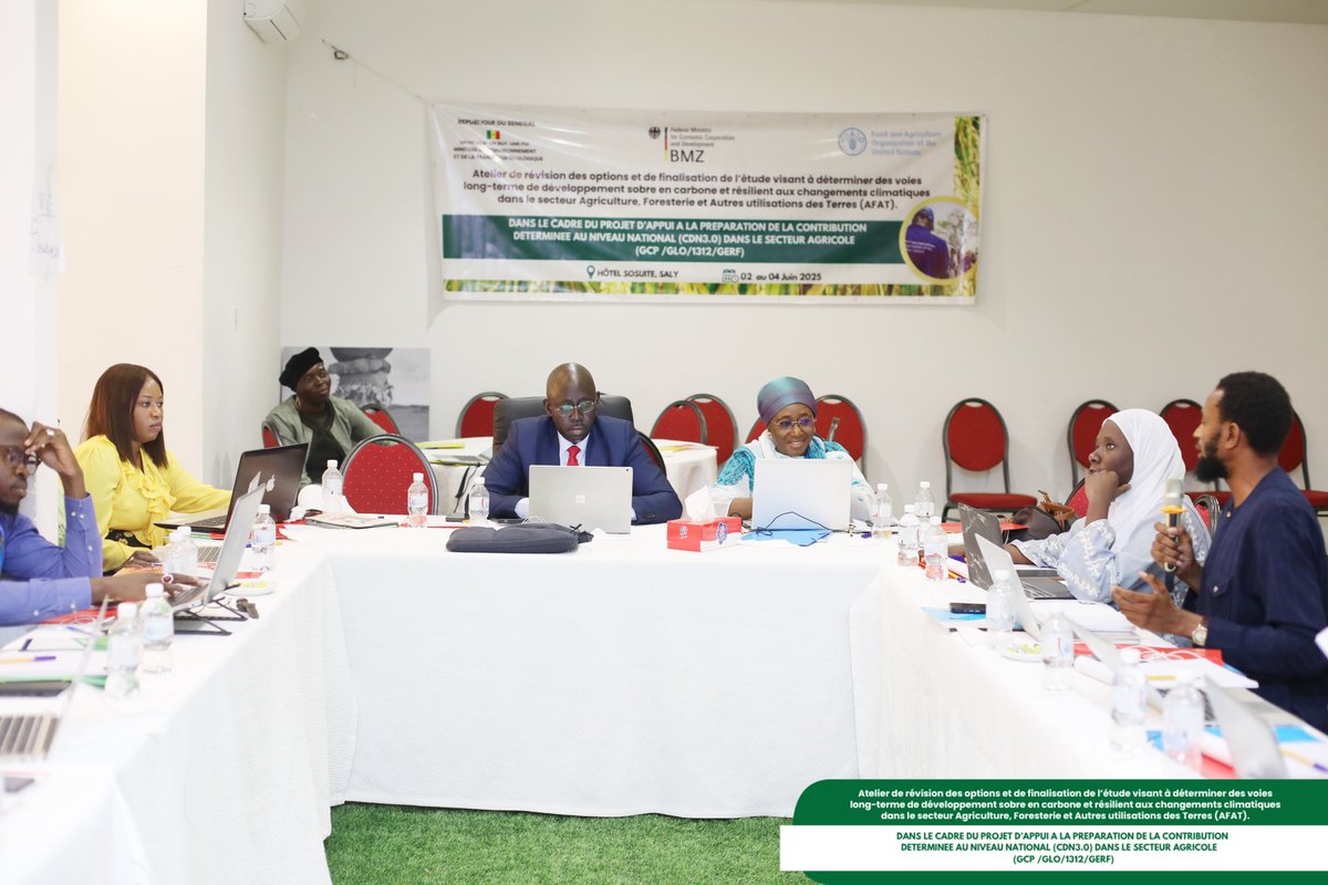 FAOSenegal's tweet photo. 〽️Une étape clé vers la neutralité carbone
Le Sénégal 🇸🇳révise ses options d’atténuation et d’adaptation face aux changements climatiques #LTS-AFAT avec l’appui du projet BMZ, en préparation de sa contribution nationale #CDN3.0
📍Mbour| 🗓️2-4 juin https://t.co/7MffhSoNMt