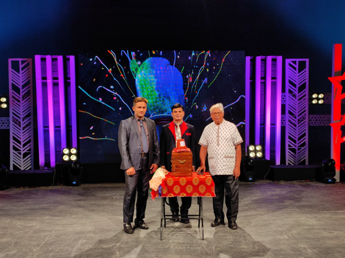 omarsharif81's tweet image. 🌙Eid-Ul_Azha special 🪄"Magic Show" Magazine program will be on-air 4th Eid day, 10-06-2025 (Tuesday) at 09:30 AM. 🇧🇩(Bangladesh time) InshaAllah.
🇧🇩Bangladesh Television & BTV World🌍.
#BTV_Entertainment #Magic_Show #Magazine #Program #Magician_Omar_Sharif #TV_show #Dhaka #BD