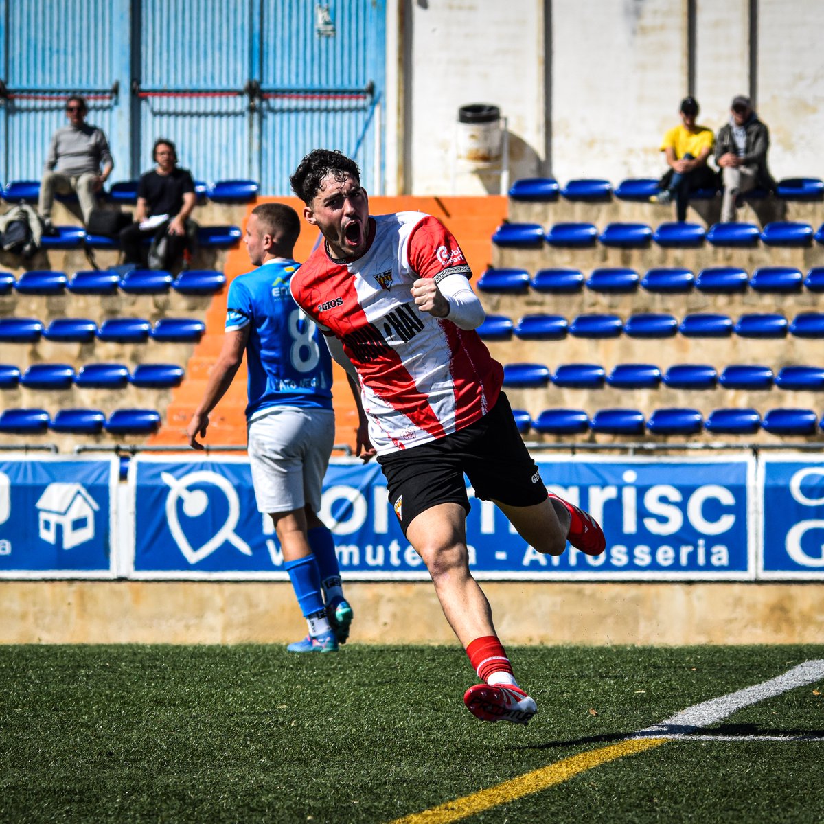 𝐎𝐅𝐈𝐂𝐈𝐀𝐋 | Rodrigo Pinedo i Víctor García deixen de ser jugadors de la Unió Esportiva Rubí. Els desitgem el major dels èxits i els donem les gràcies per tot el seu compromís aquesta temporada al club!