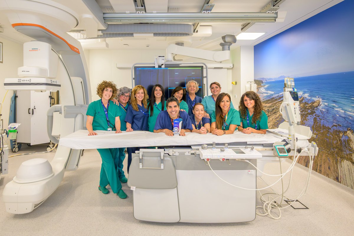 OSI EEC - Hospital Universitario Cruces (@osieecruces) on Twitter photo 🏆 Zorionak al equipo de #RadiologíaIntervencionista del <a href="/OSIEECruces/">OSI EEC - Hospital Universitario Cruces</a> Su comunicación sobre manejo post-intervención con fibrinolíticos ha sido premiada en el I Congreso #AEERVI.
<a href="/osakidetzaEJGV/">Osakidetza</a>
🔗 Más info: osieec.osakidetza.eus/blog/mejor-com… 🏆 Zorionak al equipo de #RadiologíaIntervencionista del <a href="/OSIEECruces/">OSI EEC - Hospital Universitario Cruces</a> Su comunicación sobre manejo post-intervención con fibrinolíticos ha sido premiada en el I Congreso #AEERVI.
<a href="/osakidetzaEJGV/">Osakidetza</a>
🔗 Más info: osieec.osakidetza.eus/blog/mejor-com…